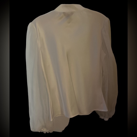 Beautiful sheen size small. Three button neck. Ballon style sleeves. - Picture 2 of 6